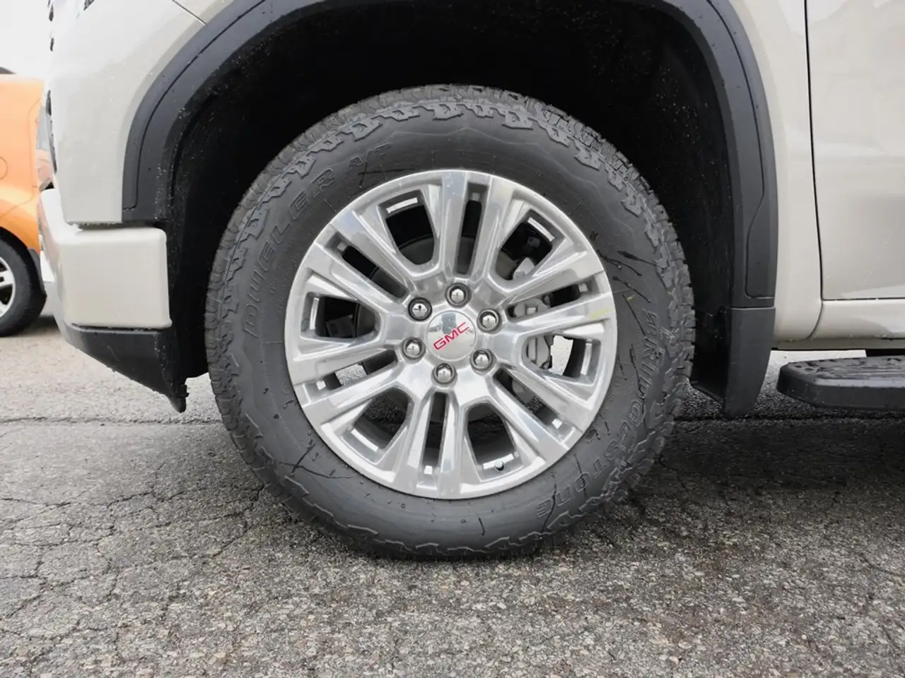 GMC Sierra 1500 снимка GMC Sierra 1500