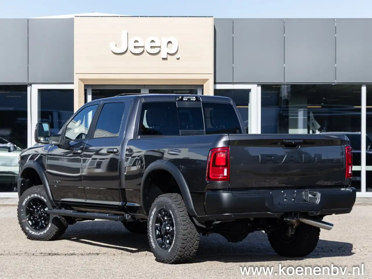 Dodge RAM 2025 — фото 10