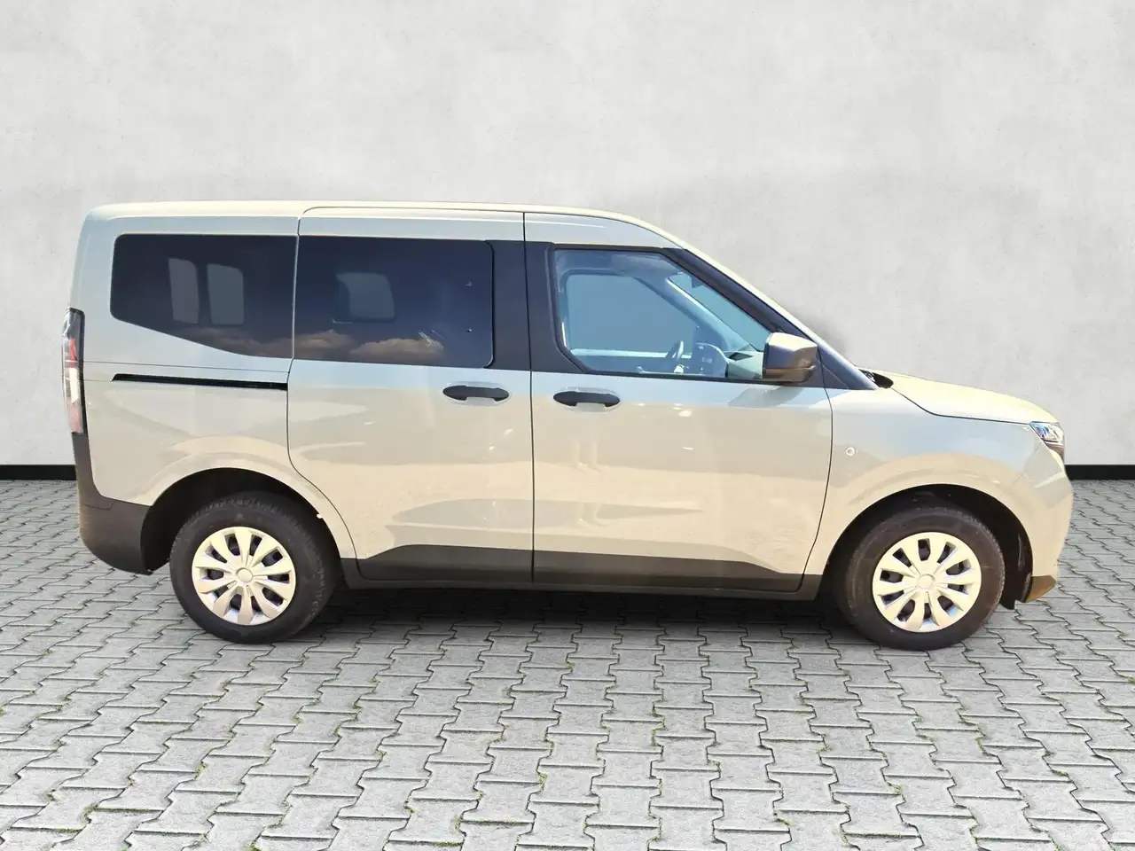 Ford Tourneo Courier 2026 — фото 8