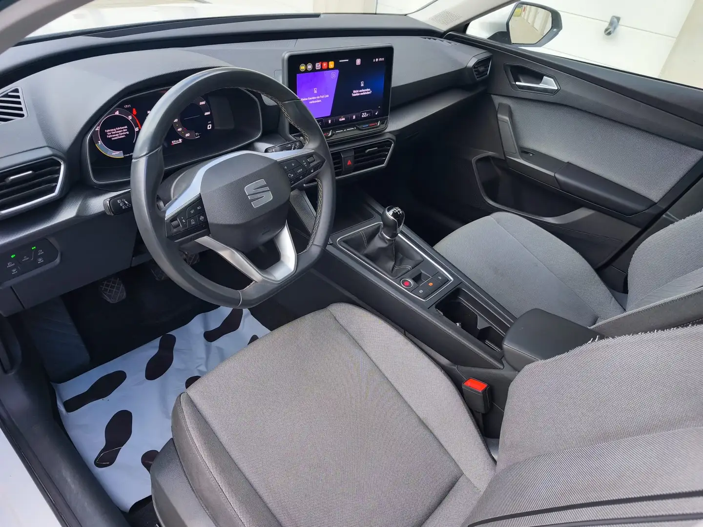 SEAT Leon Leon SP 2,0 TDI Style *Ö-Paket*Beschädigt * Weiß - 2