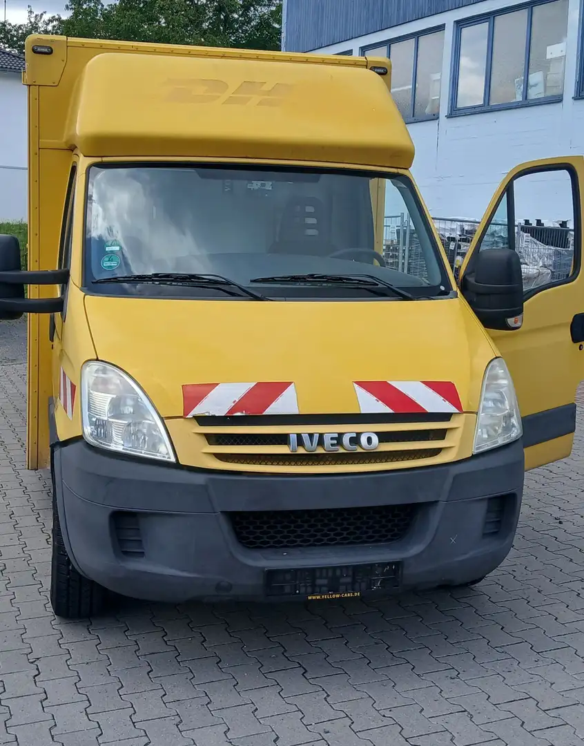 Iveco Daily DHL Koffer Jaune - 1