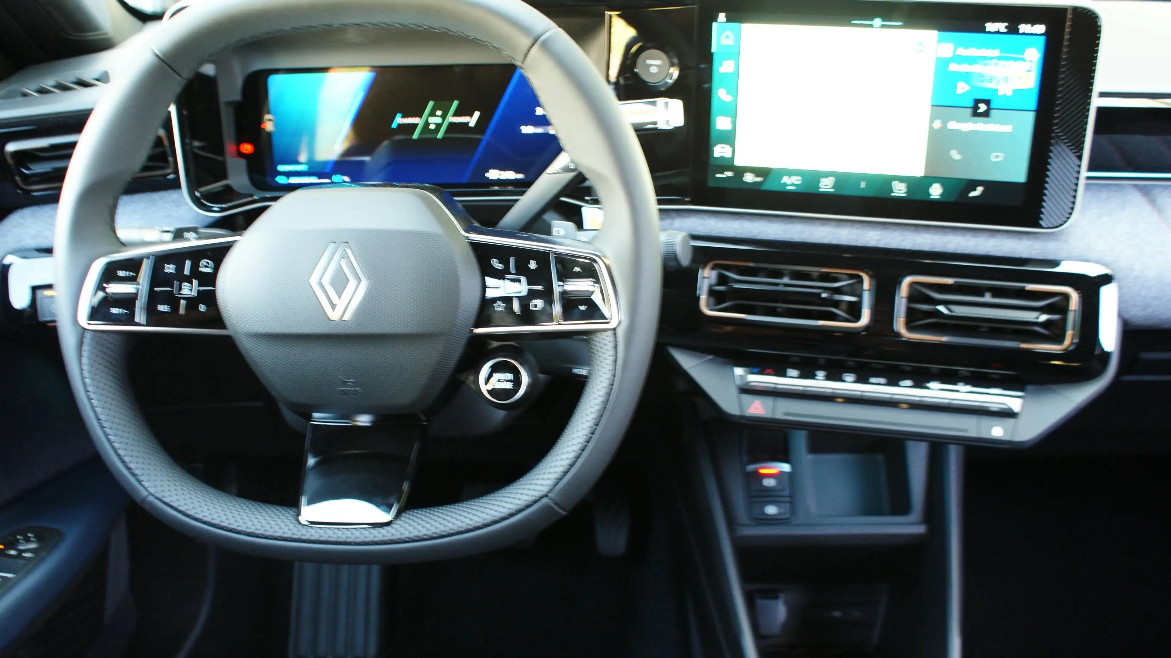 Renault R 4 R 4 E-Tech Evolution 150 Comfort Range — photo 13