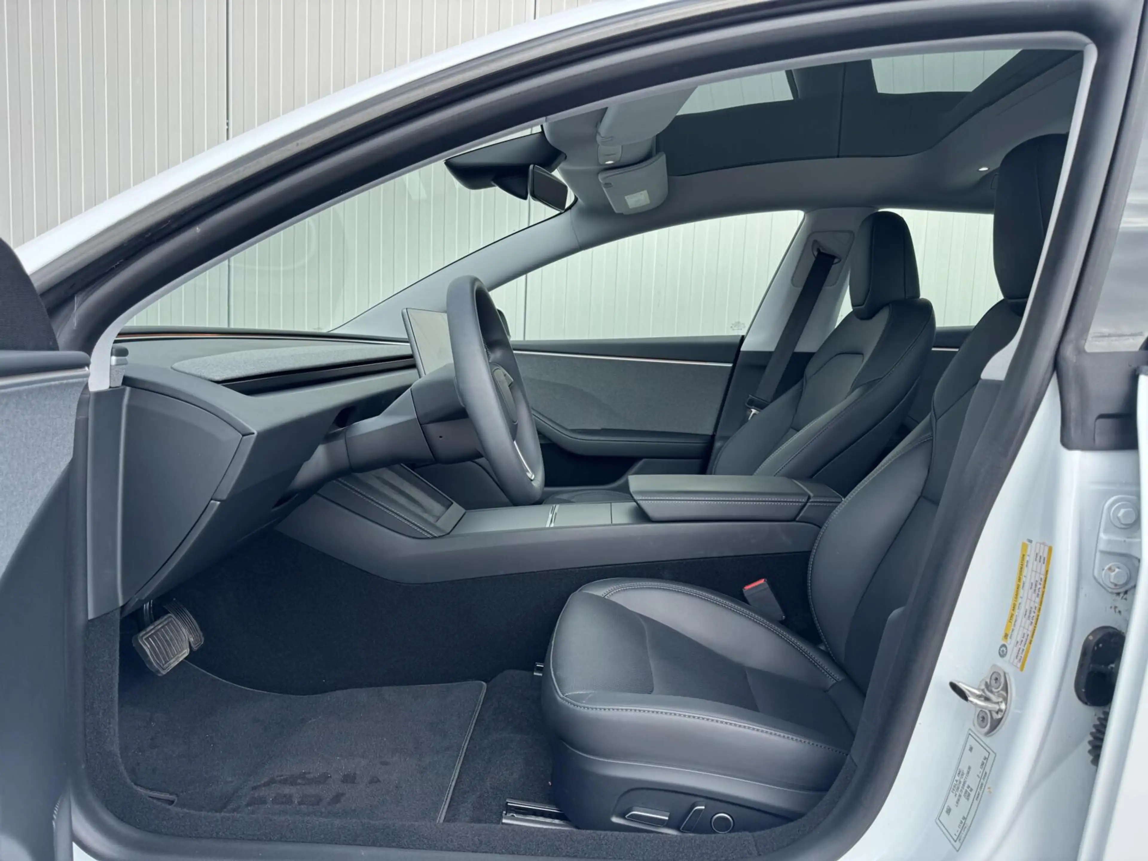 Tesla Model 3 RWD 60 kWh Premium|Highland|NL-Auto — photo 18