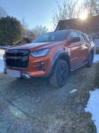 Double Cab 4x4 V-Cross