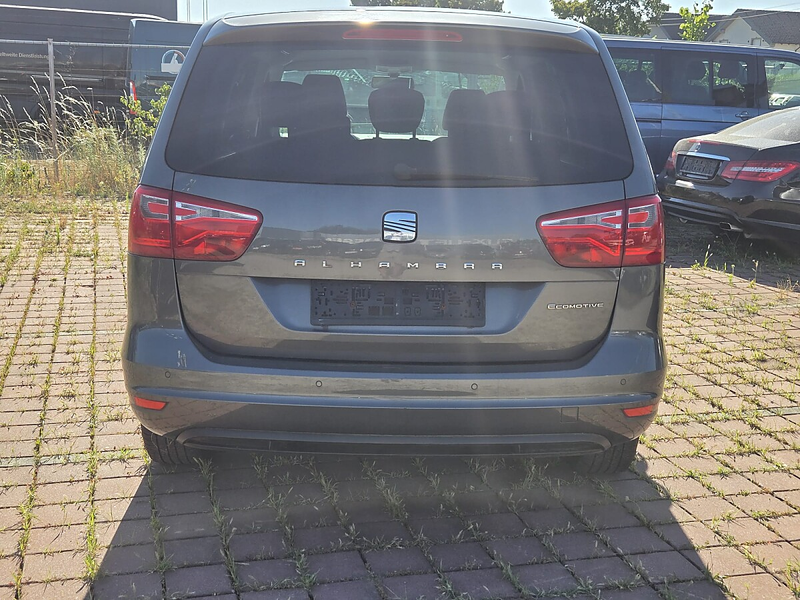 SEAT Alhambra Family 2,0 TDI CR DPF — photo 6
