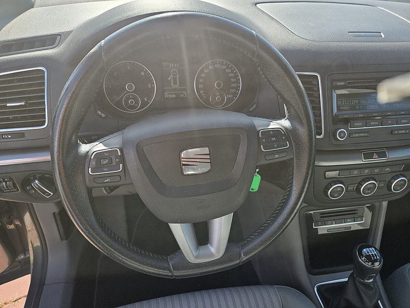 SEAT Alhambra Family 2,0 TDI CR DPF — photo 15