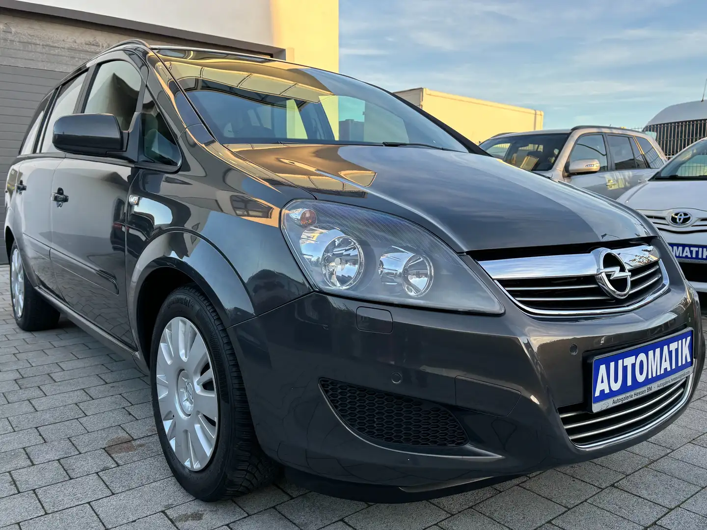 Opel Zafira Family*Automatik*7.Sitze*1.Hand*HU/AU Neu*PDC* Grigio - 1