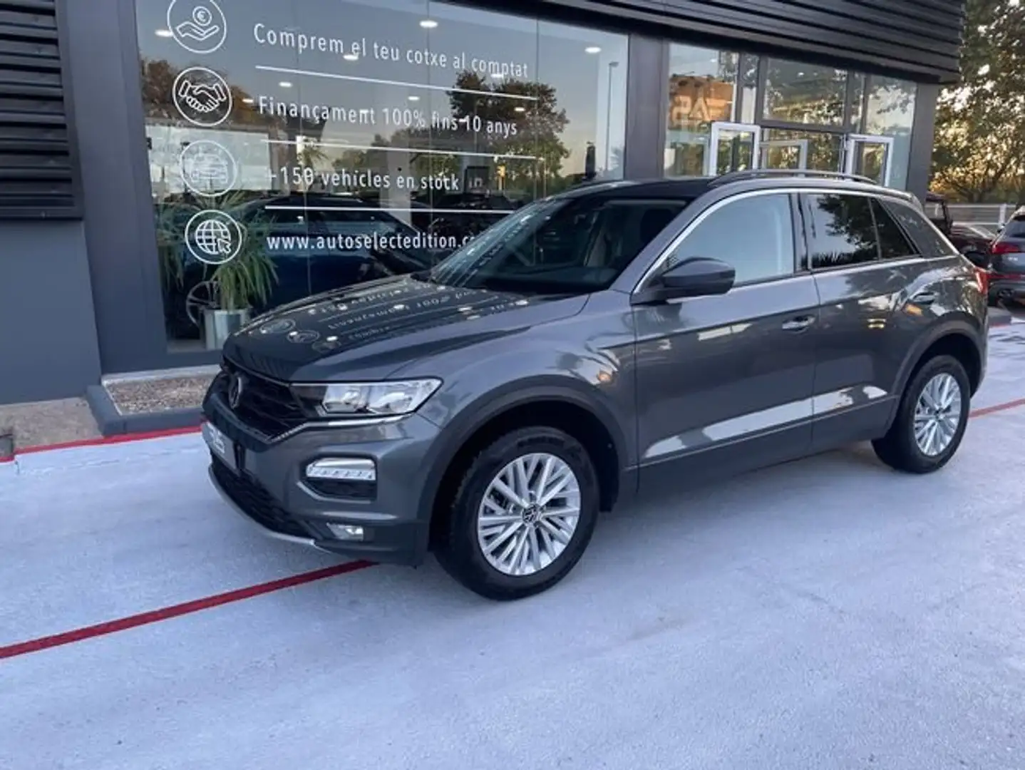 Volkswagen T-Roc Advance 1.0 TSI 81kW (110CV) Gris - 1