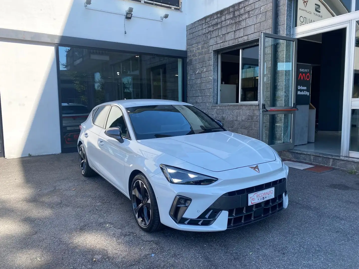 CUPRA Leon Leon 2.0 tdi 150cv dsg Bianco - 1