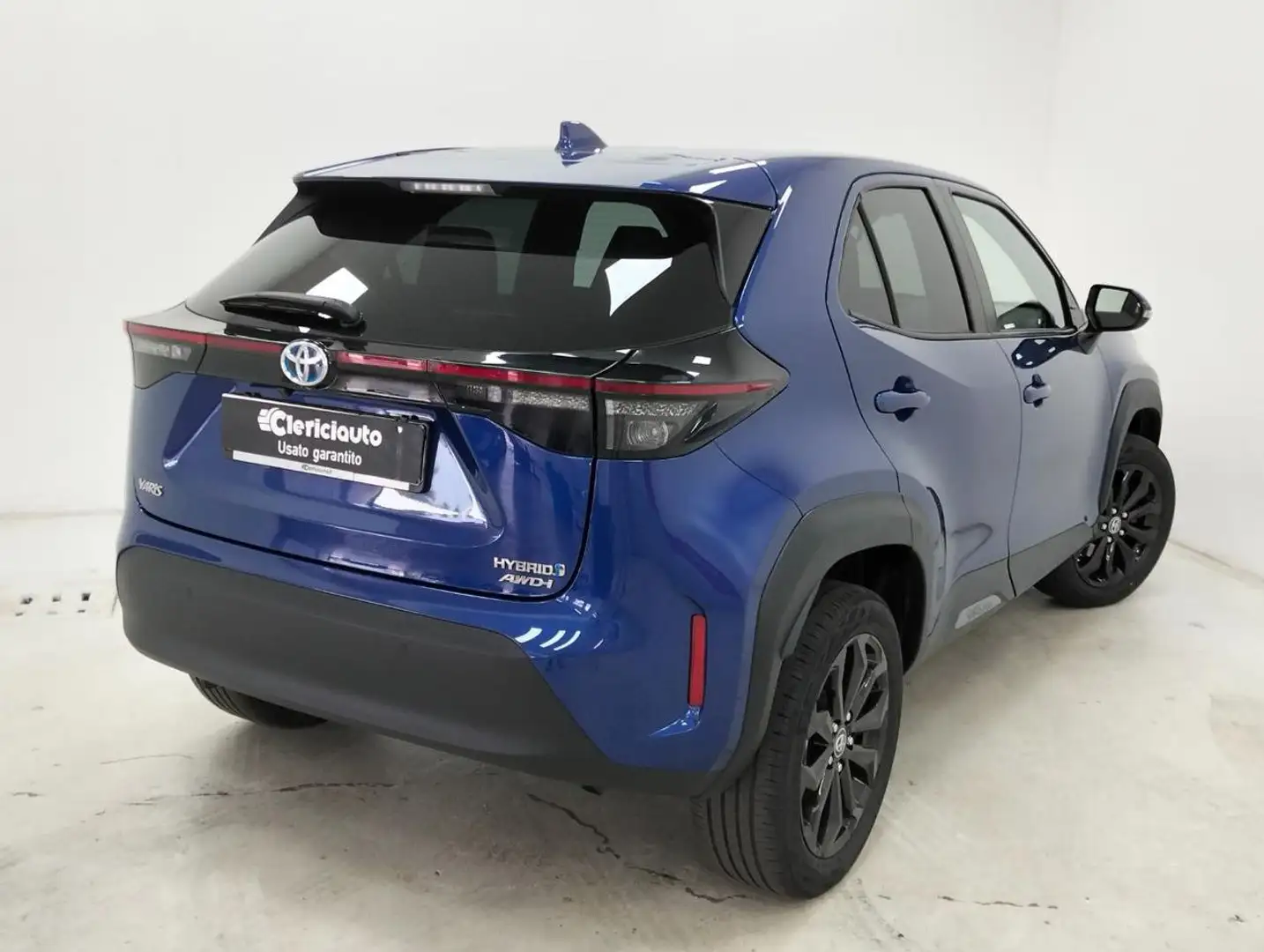 Toyota Yaris Cross 1.5 Hybrid 5p. E-CVT AWD-i Trend Blu/Azzurro - 2