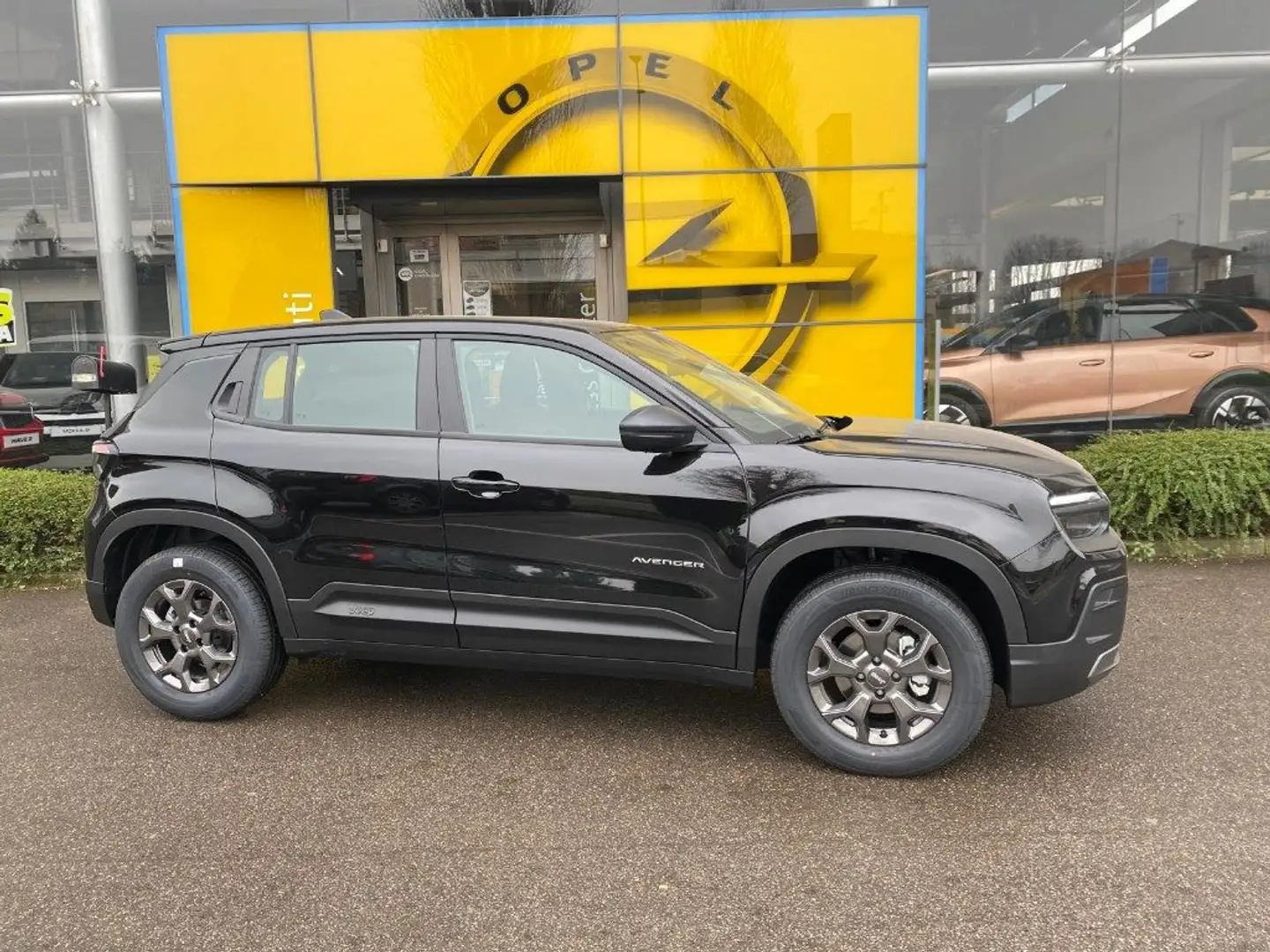 Jeep Avenger 1.2 Turbo Longitude Zwart - 2