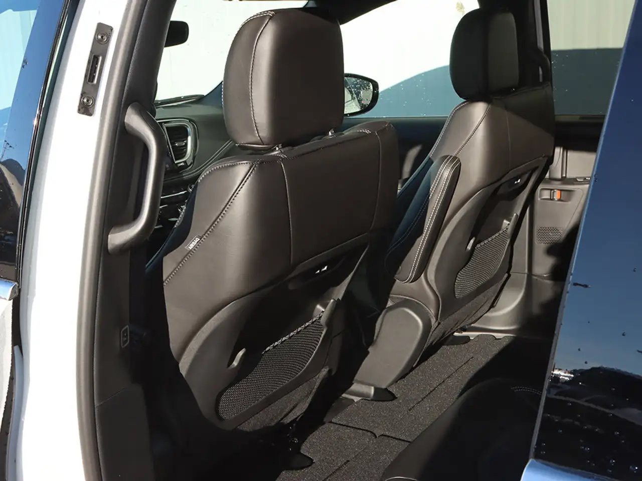 Chrysler Pacifica снимка Chrysler Pacifica