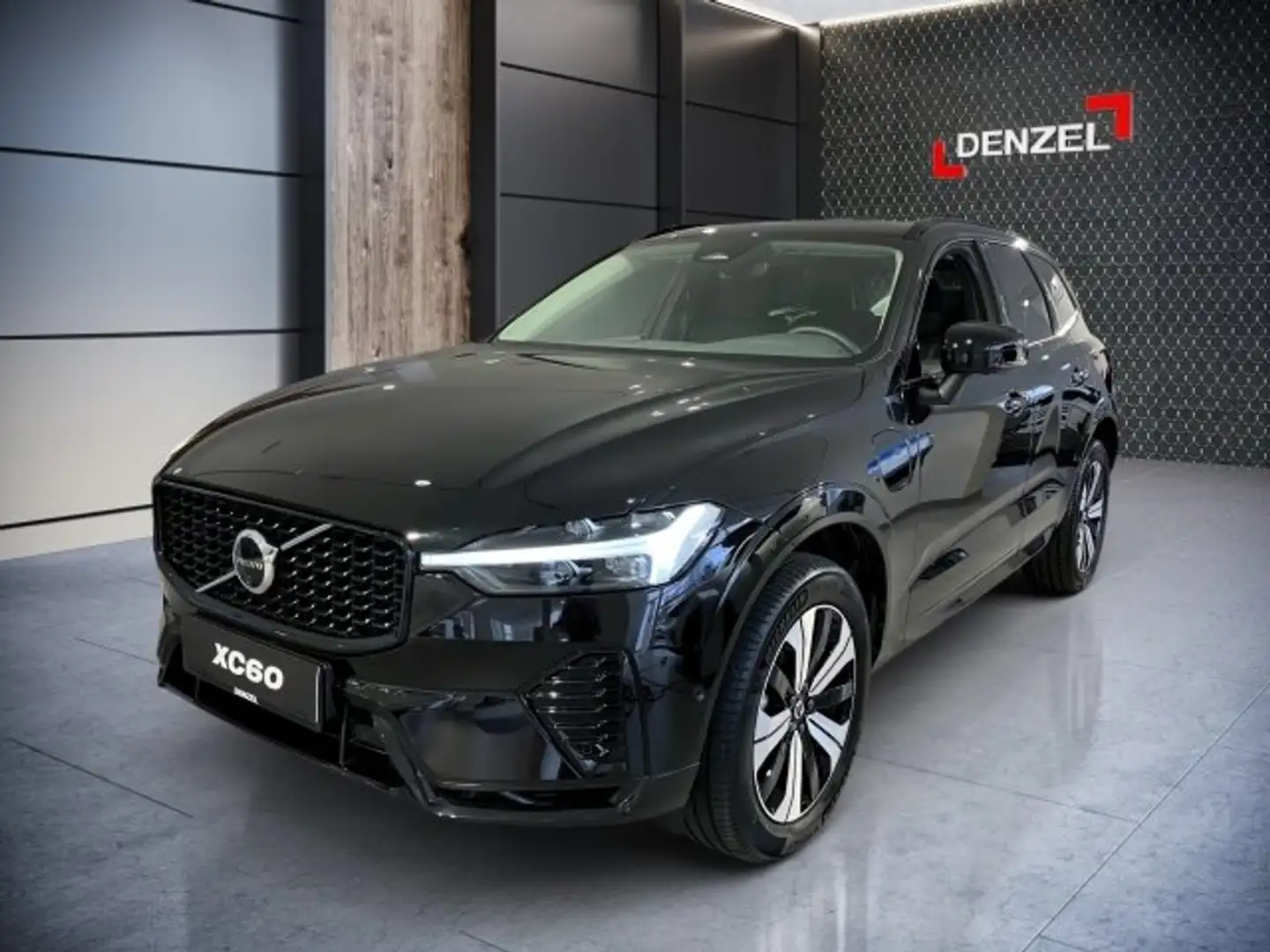 Volvo XC60 Plus, T6 Plug-in Hybrid, Elektrisch/Benzin, Dark Schwarz - 1