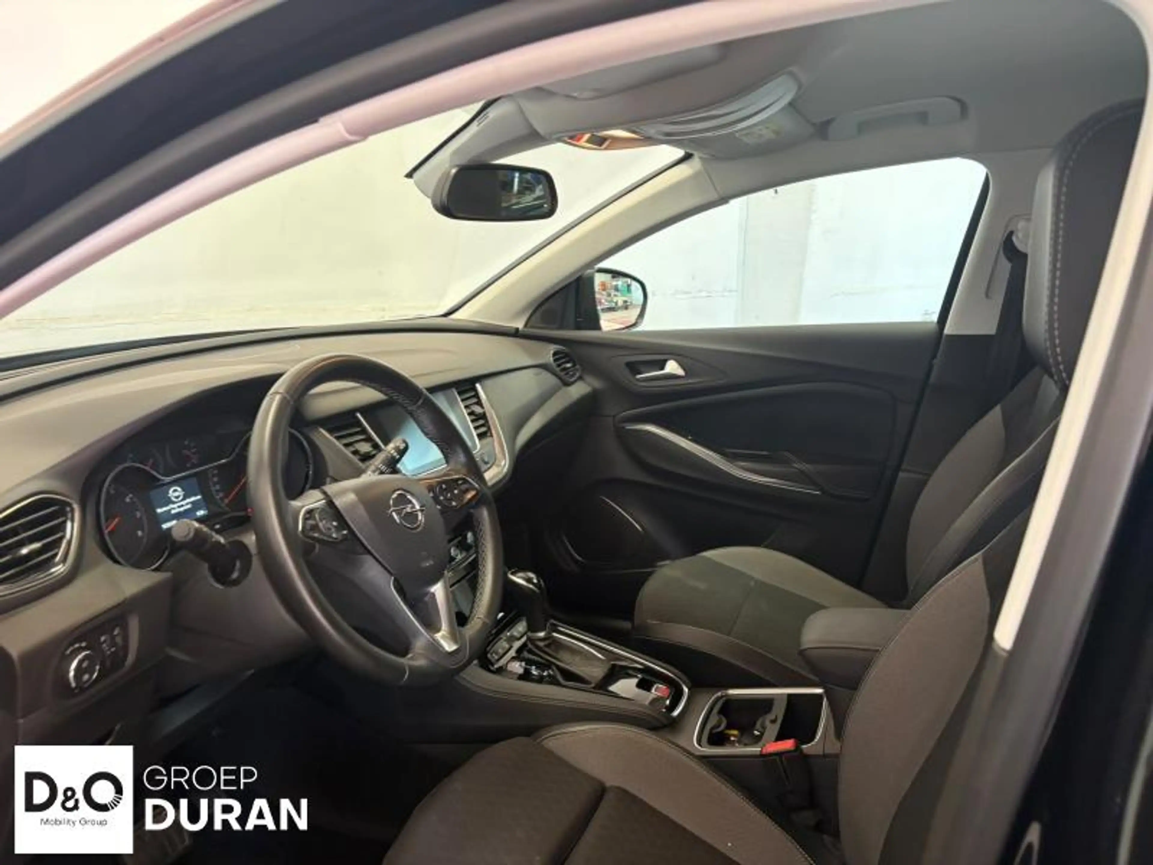 Opel Grandland X Innovation — photo 9