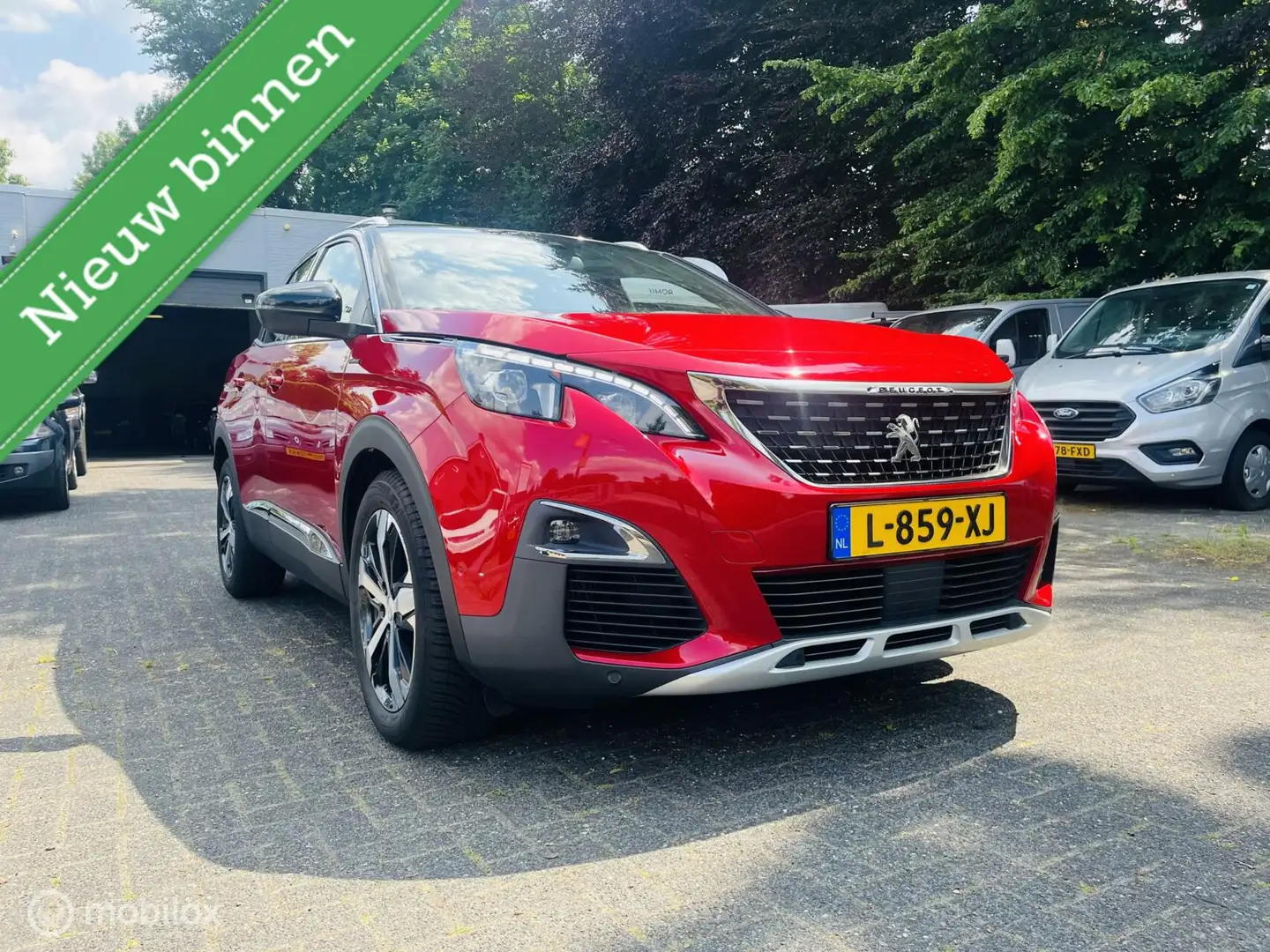 Peugeot 3008 1.6 e-THP GT 165 pk Automaat / Line Pano-dak / Cam Rouge - 2