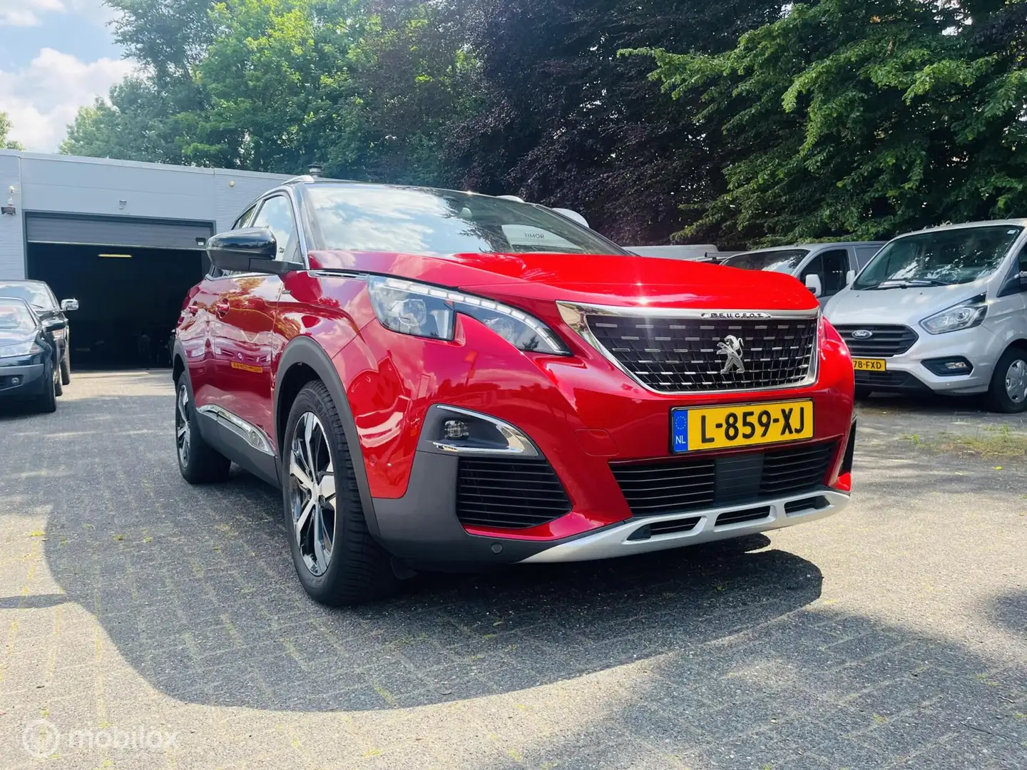 Peugeot 3008 1.6 e-THP GT 165 pk Automaat / Line Pano-dak / Cam Rouge - 2