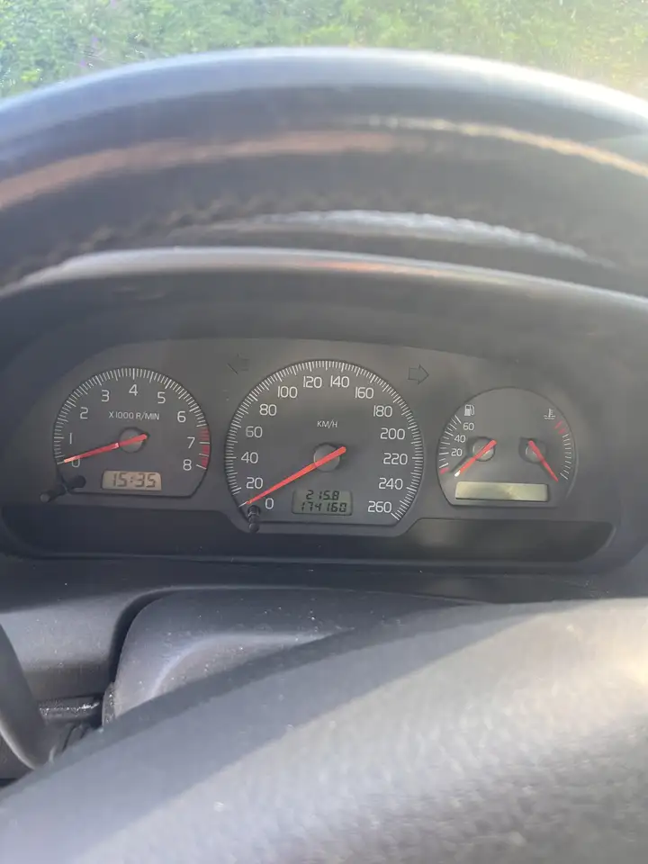 Volvo V40 2,0-16V Klassik Aut., foto 5