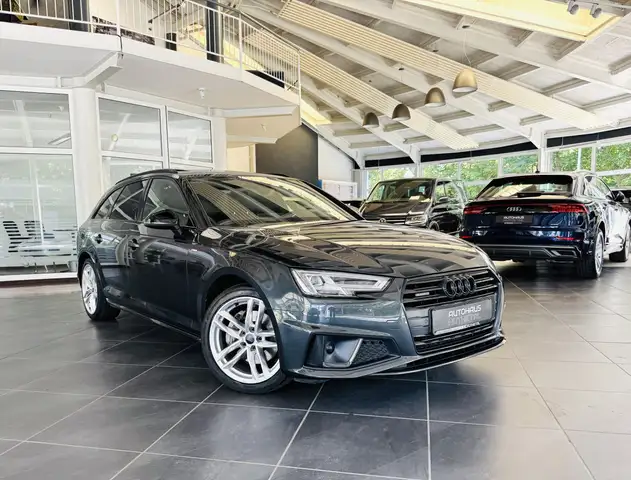 Audi A4 Avant main image
