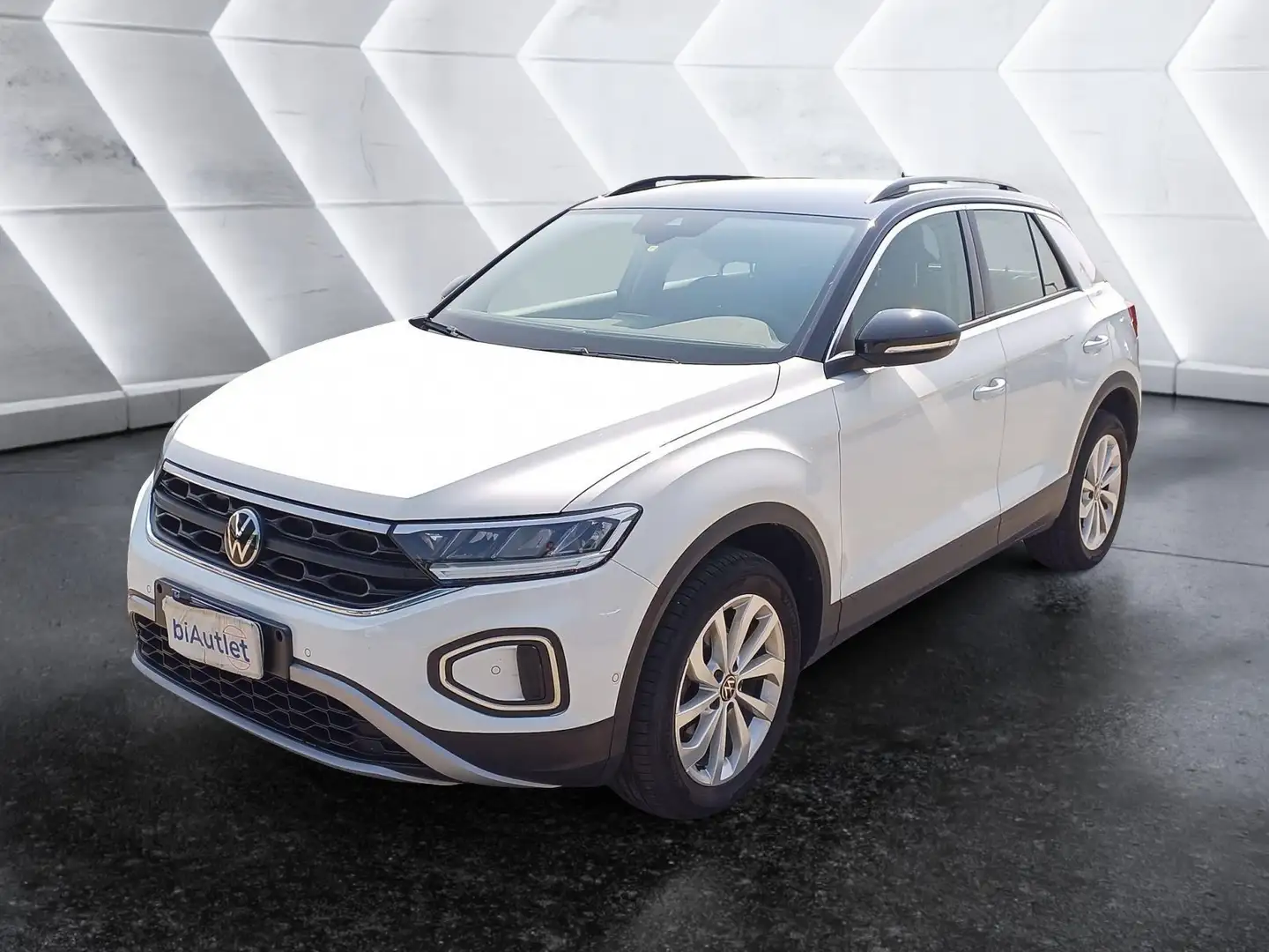Volkswagen T-Roc 1.5 tsi Style dsg Bianco - 1