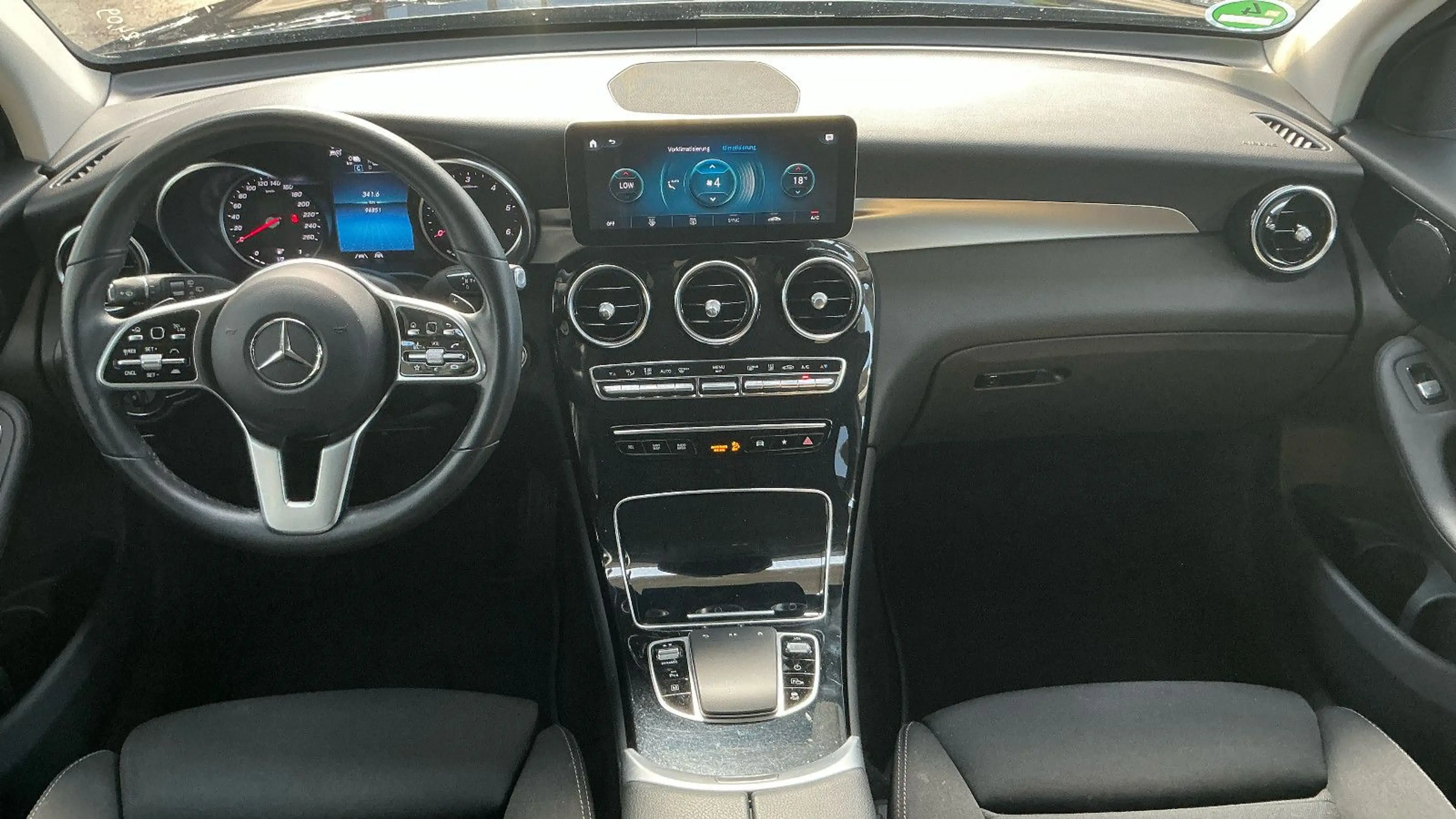 Mercedes-Benz GLC 300 de Distro*Kamera*LED*18*DAB*NaviTouch — photo 12