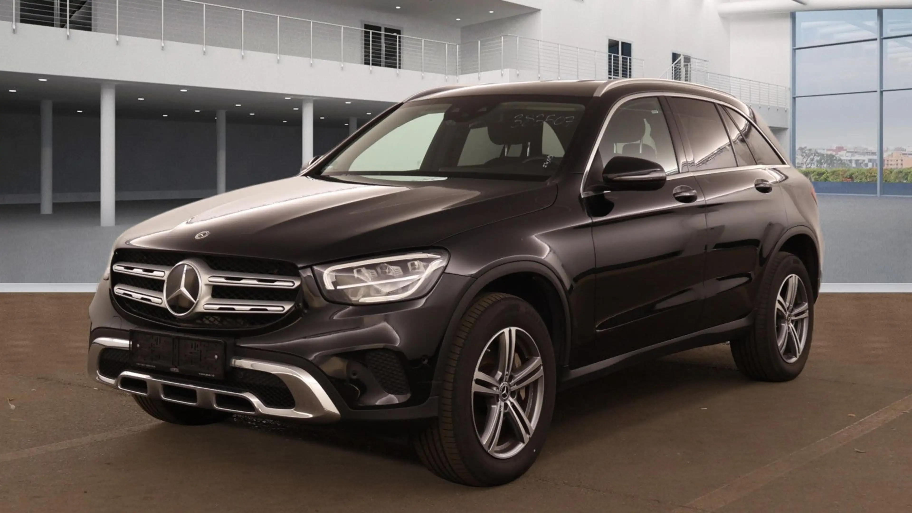Mercedes-Benz GLC 300 de Distro*Kamera*LED*18*DAB*NaviTouch — photo 2