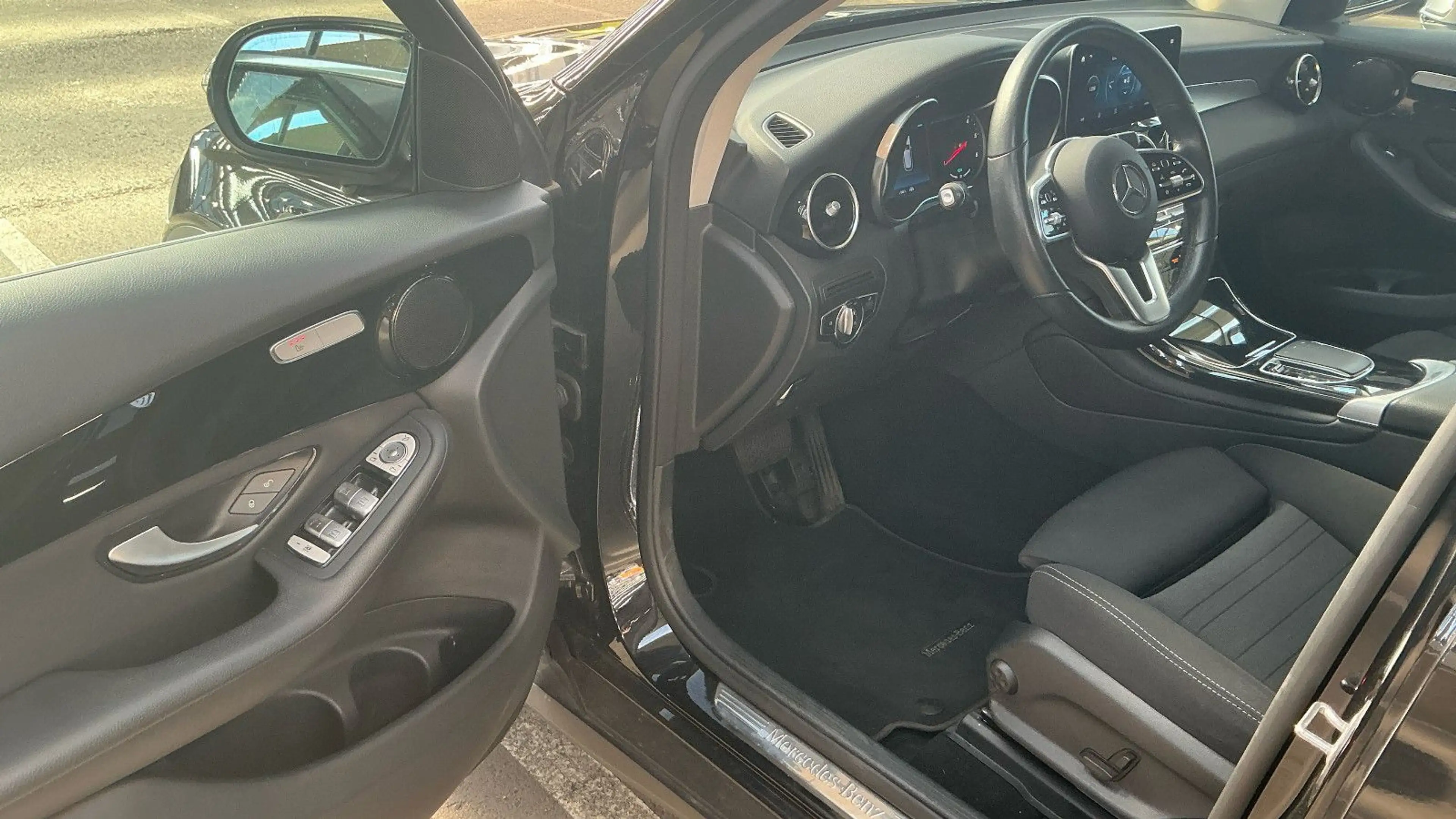 Mercedes-Benz GLC 300 de Distro*Kamera*LED*18*DAB*NaviTouch — photo 10
