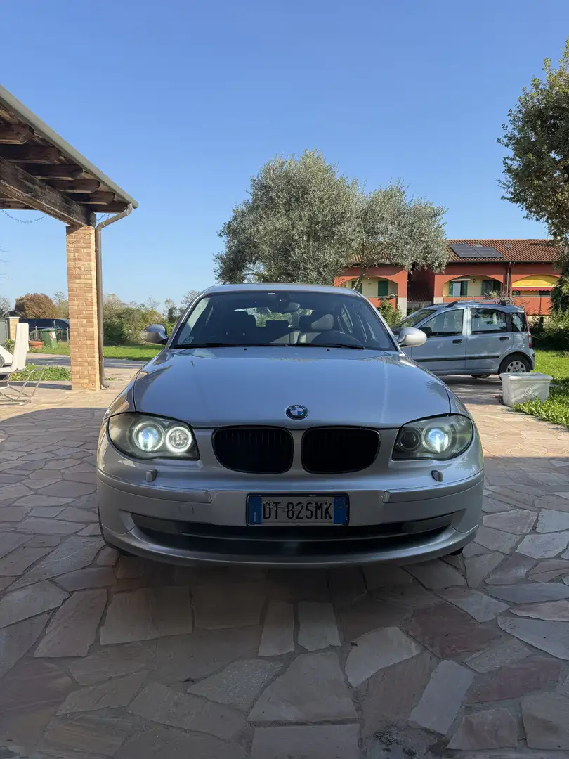 BMW 120 120d 5p Attiva dpf Argento - 1
