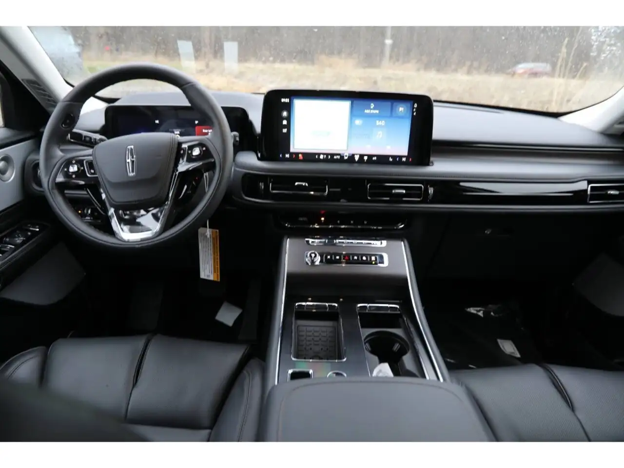 Lincoln Aviator снимка Lincoln Aviator