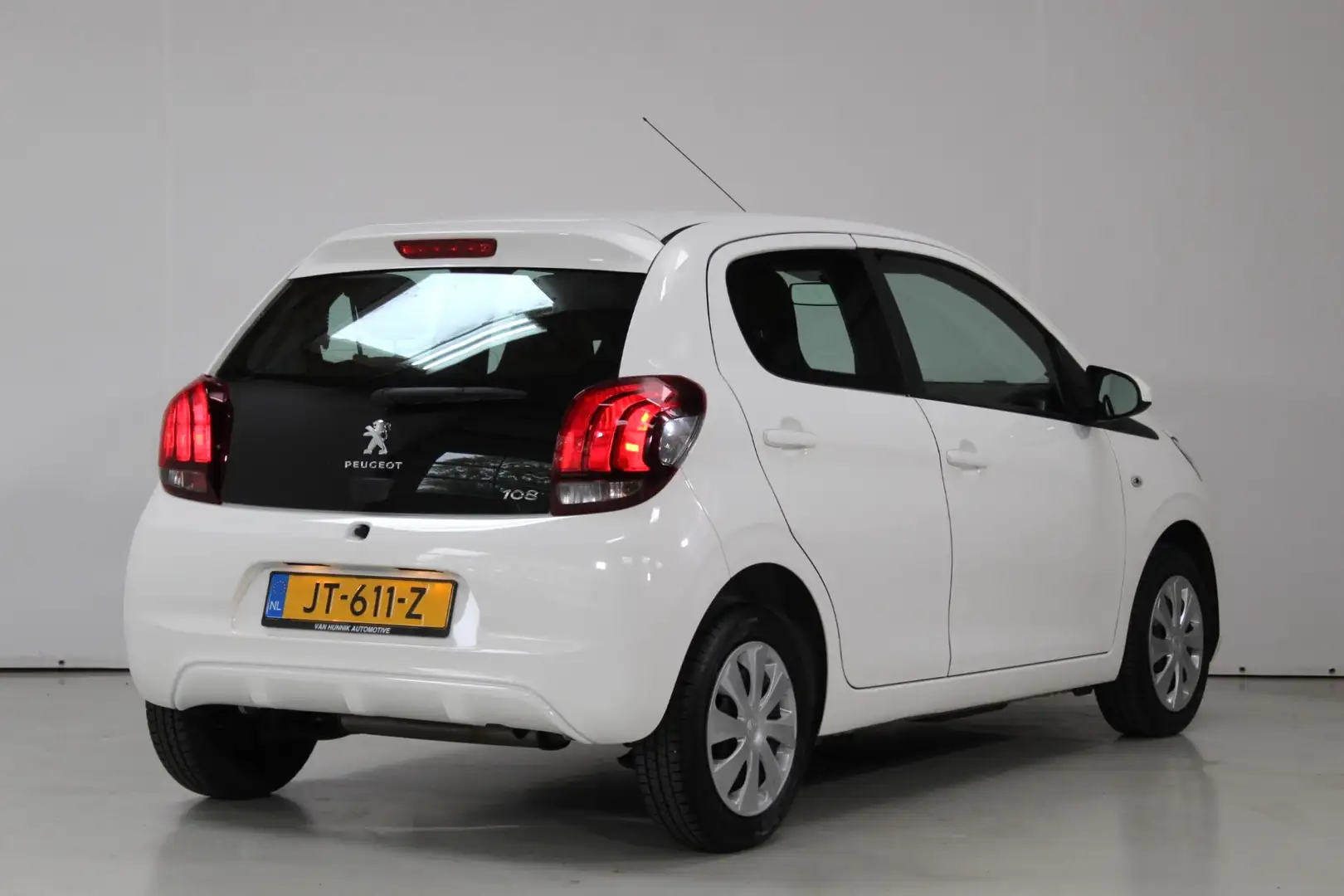 Peugeot 108 1.0 e-VTi Active Airco | Bluetooth | NL-auto Weiß - 2
