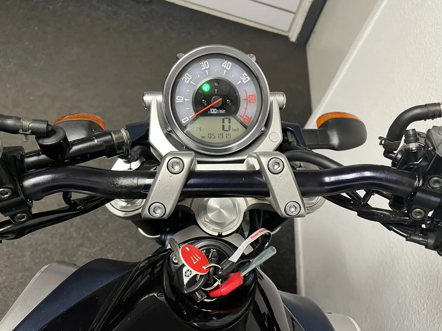 Yamaha MT-01 Violet - 2
