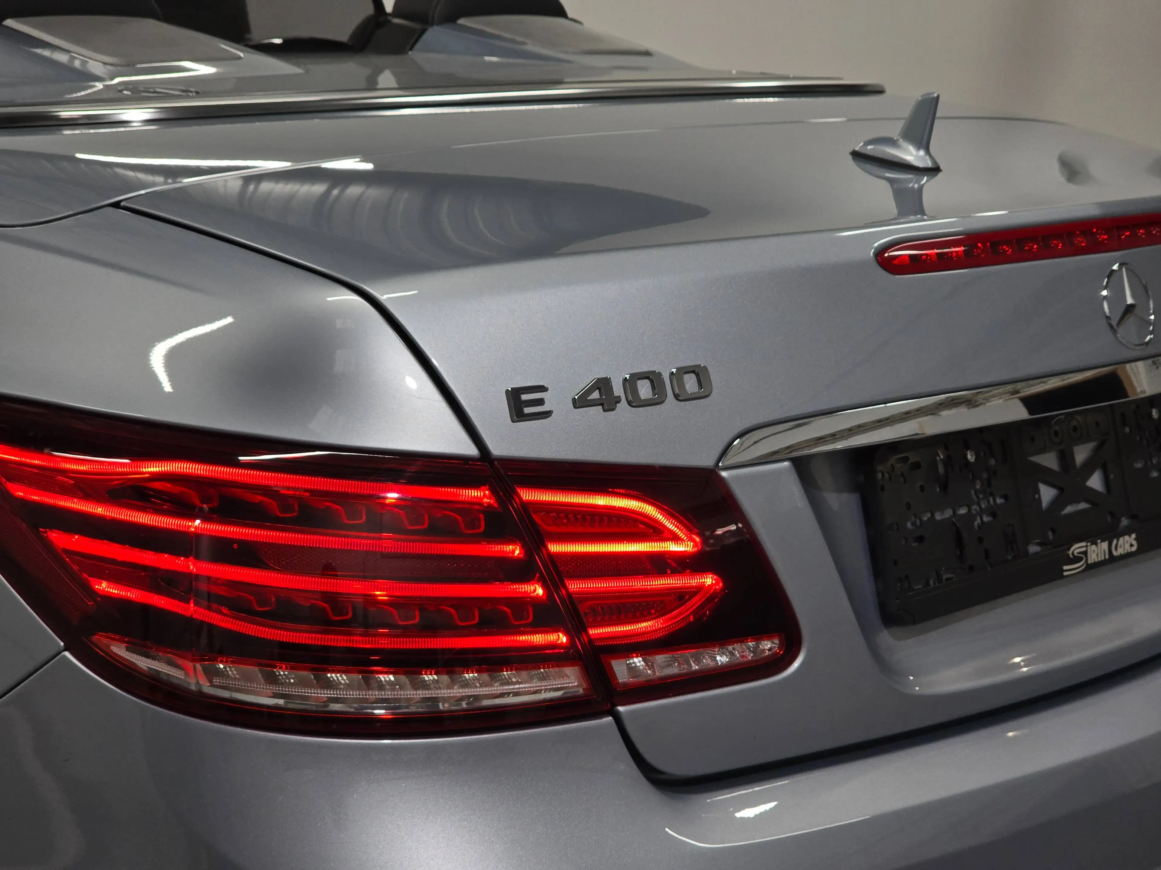 Mercedes-Benz E 400 AMG | Led | Harman Kardon | Keyless | 1ier prop | Suivi Mercedes — photo 8