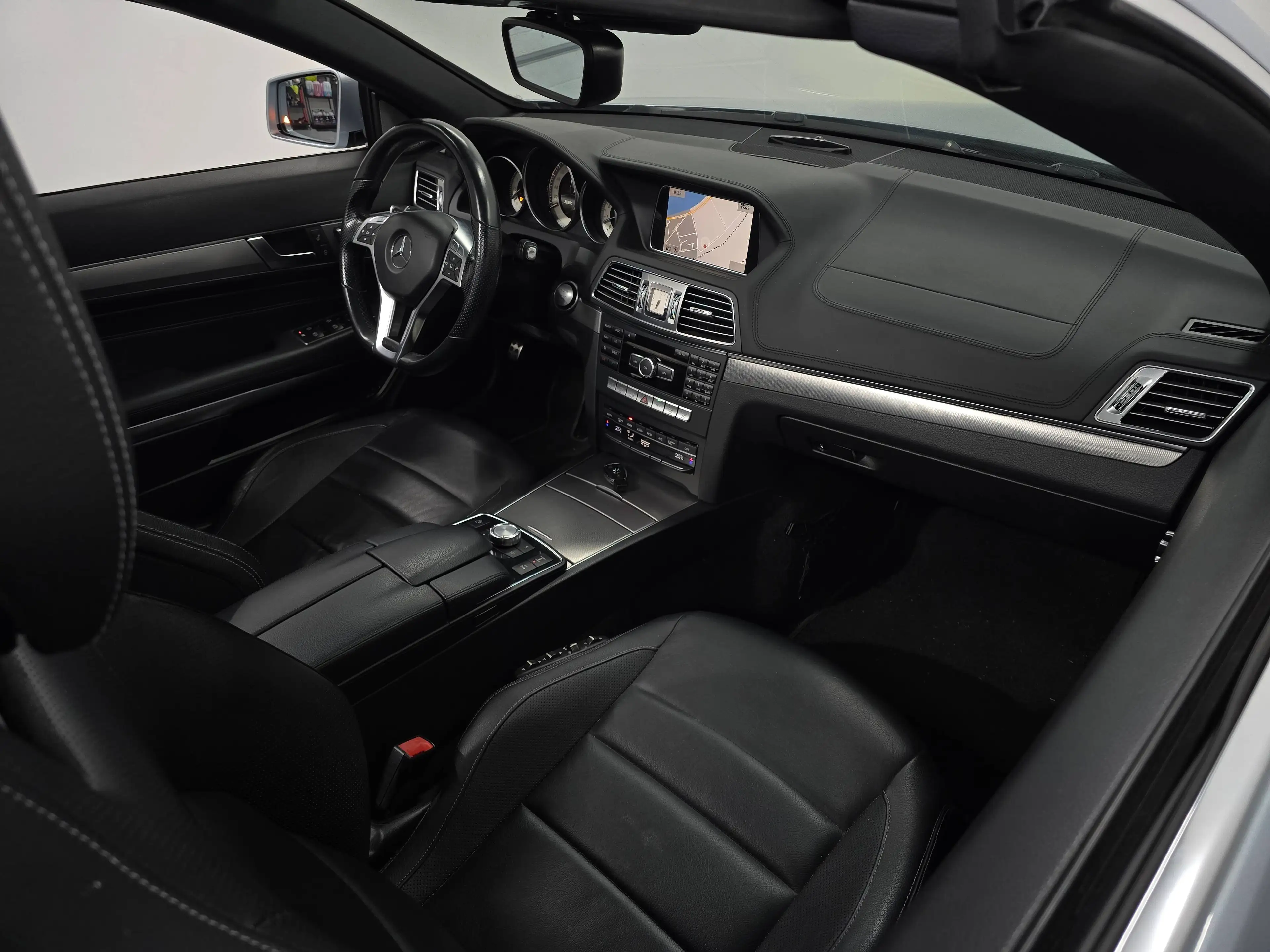 Mercedes-Benz E 400 AMG | Led | Harman Kardon | Keyless | 1ier prop | Suivi Mercedes — photo 13