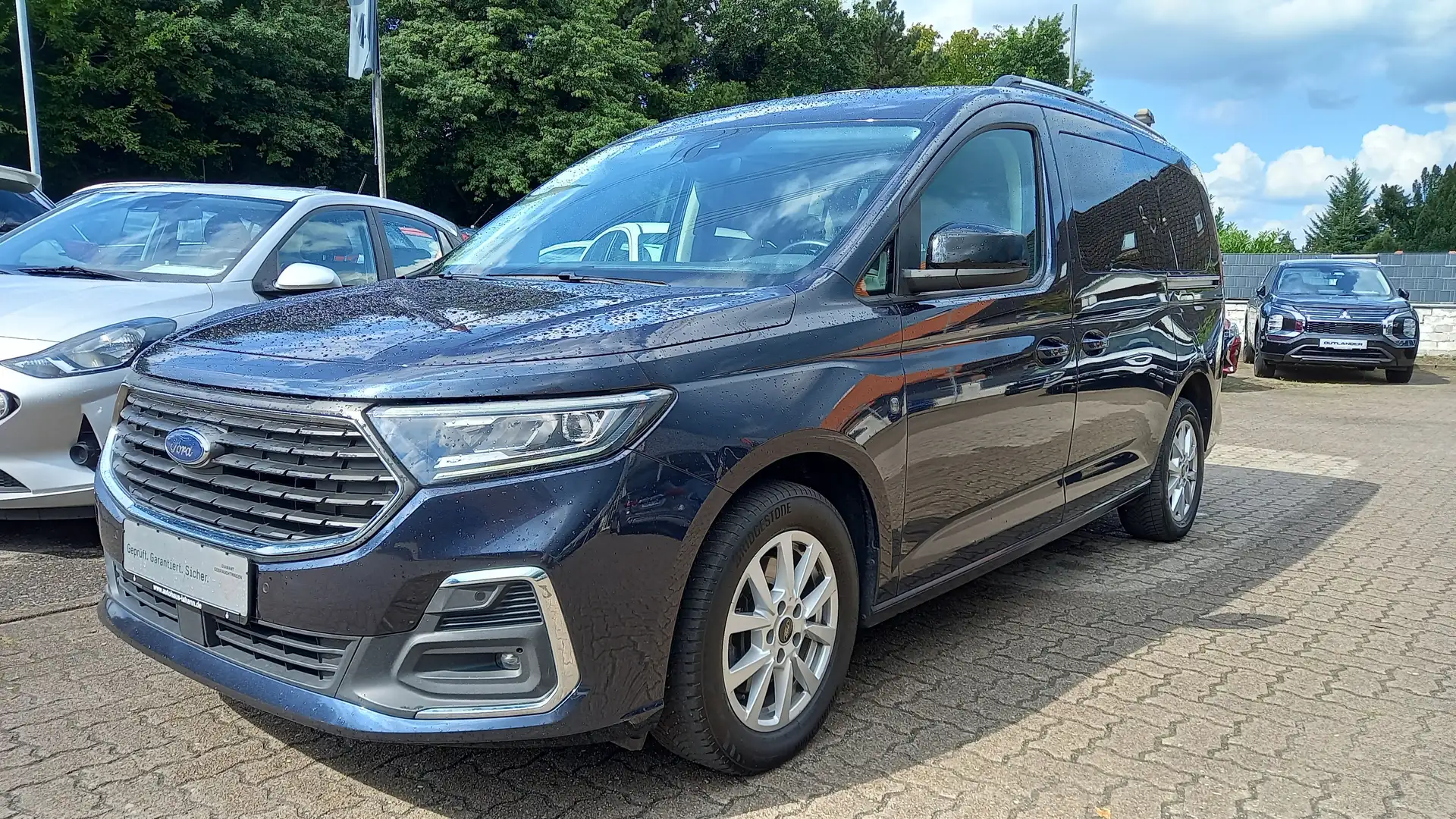 Ford Grand Tourneo Titanium /7-Sitze/Navi/LED/Kamera/AHK/ Blau - 1