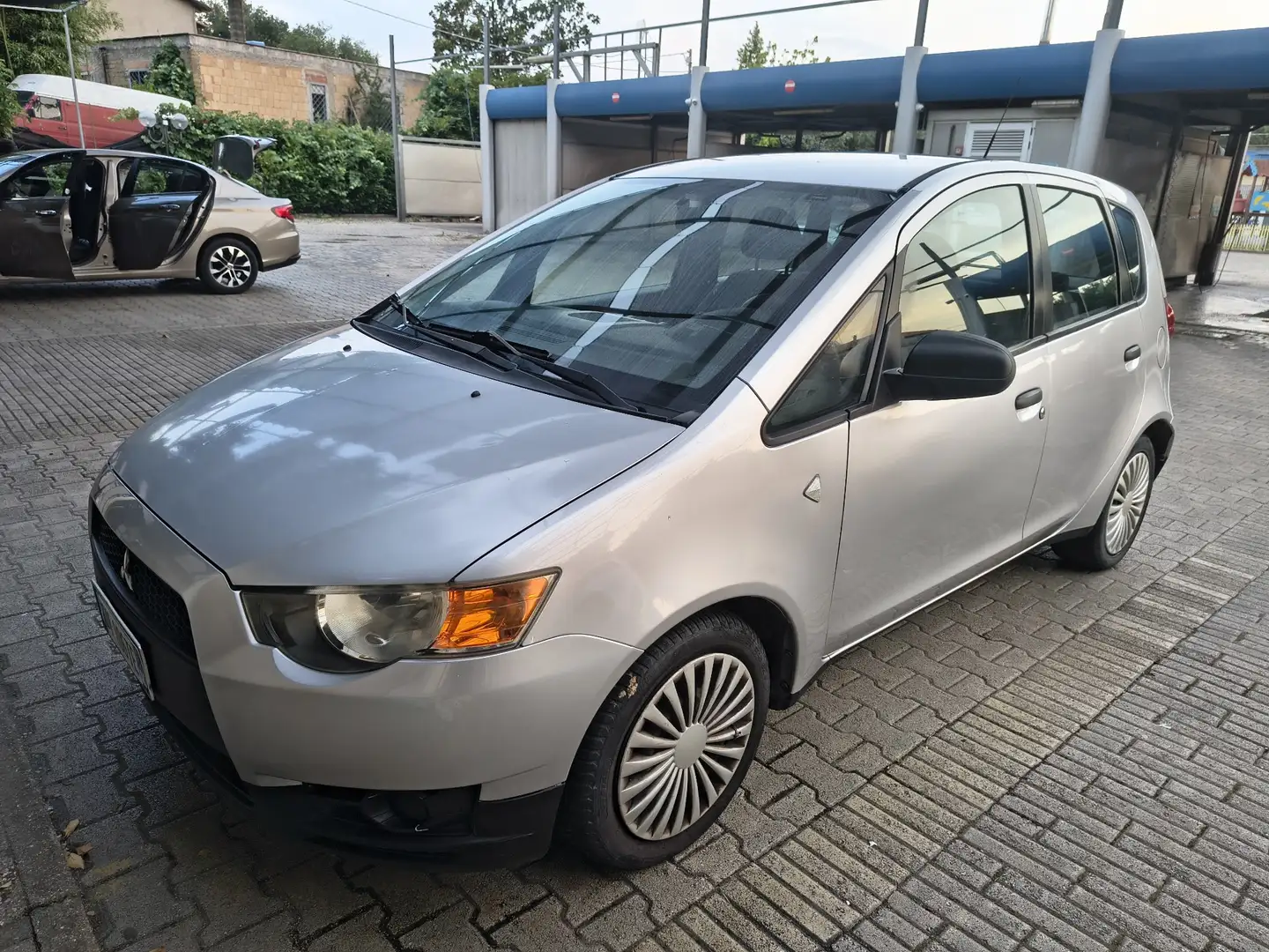 Mitsubishi Colt 5p 1.1 Inform Gpl - 1