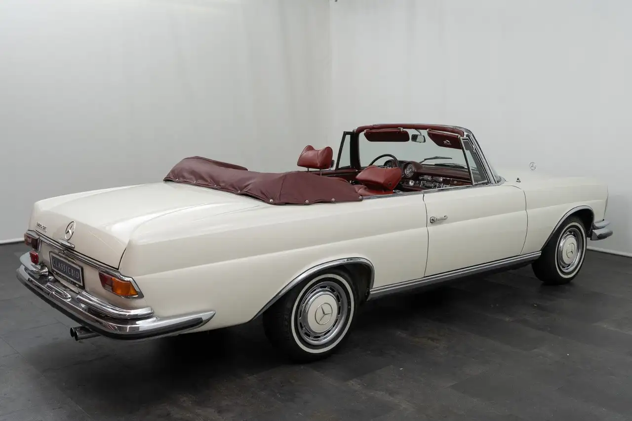 Mercedes-Benz 280 SE Cabriolet, foto 6