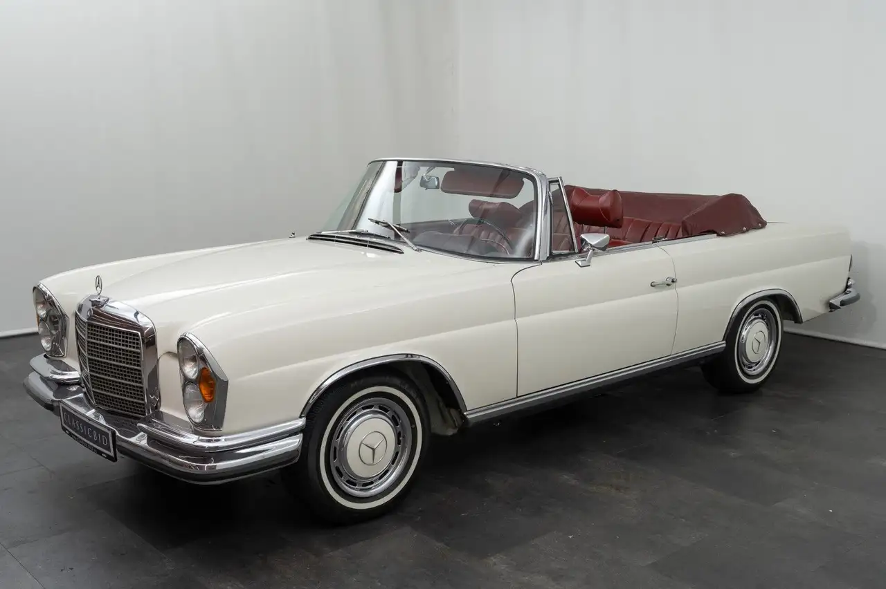 Mercedes-Benz 280 SE Cabriolet, foto 1