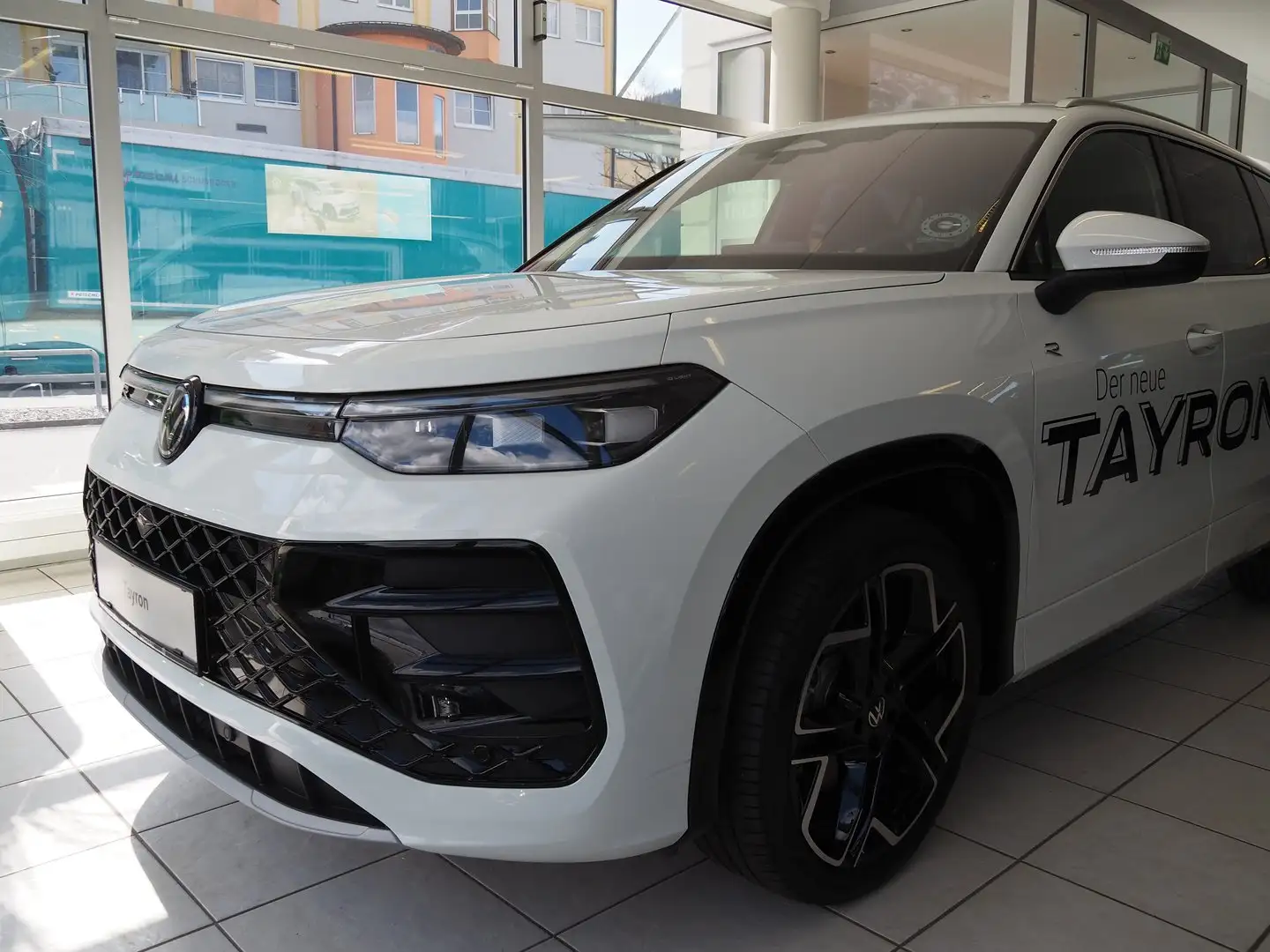 Volkswagen Tayron Sport TDI 4MOTION DSG Weiß - 2