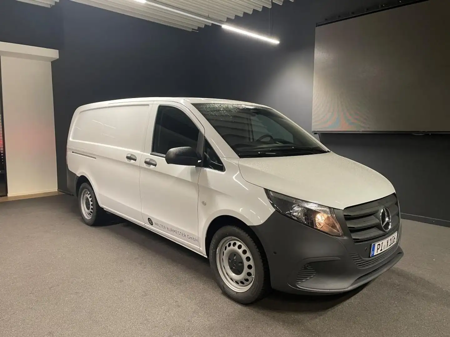 Mercedes-Benz Vito 114 CDI Kasten lang +MBUX+AHK+DAB+SHZ Weiß - 1