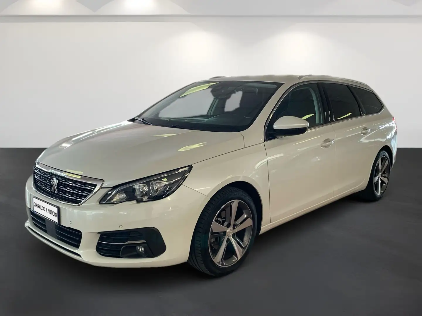 Peugeot 308 II 2018 SW SW 1.5 bluehdi Allure s&s 130cv eat6 Weiß - 1