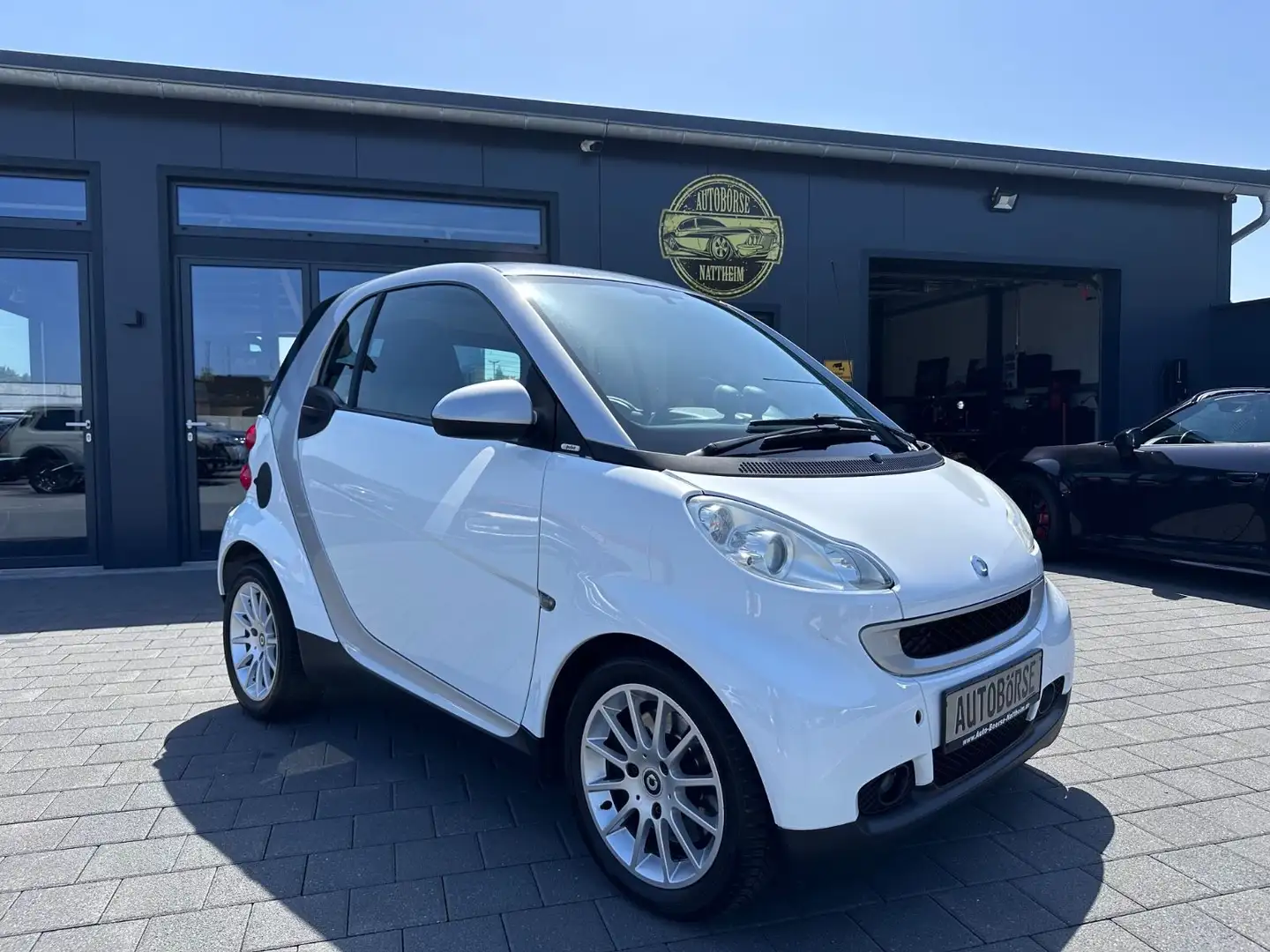 smart forTwo fortwo coupe Micro Hybrid Drive 52kW Argent - 1