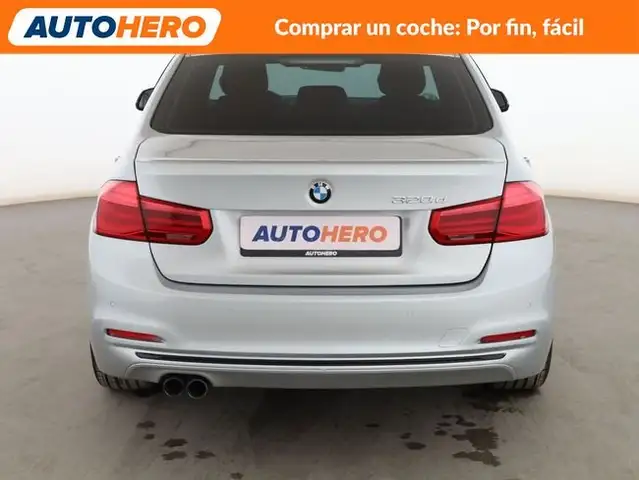 BMW 3 Series view 5