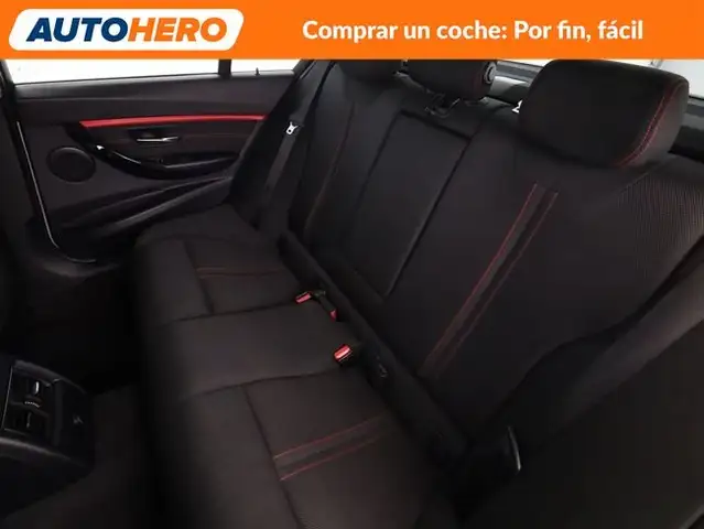 BMW 3 Series view 15
