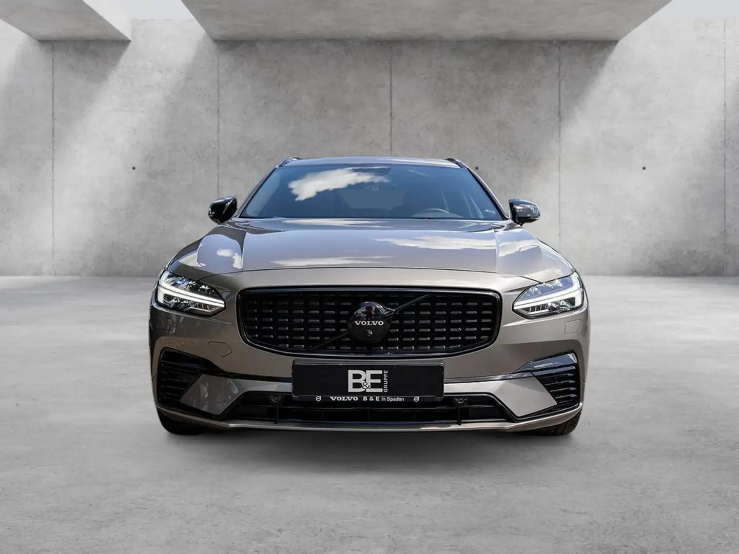 Volvo V90 Recharge T6 AWD R-Design Сірий - 2