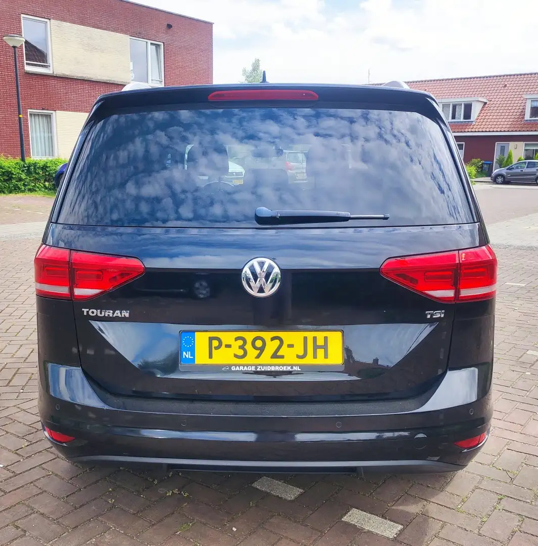 Volkswagen Touran 1.2 TSI Comfortl. 7p Zwart - 2