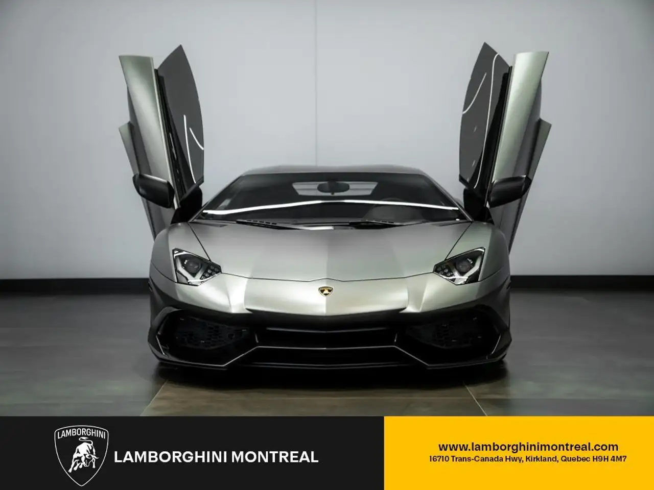Lamborghini Aventador photo Lamborghini Aventador