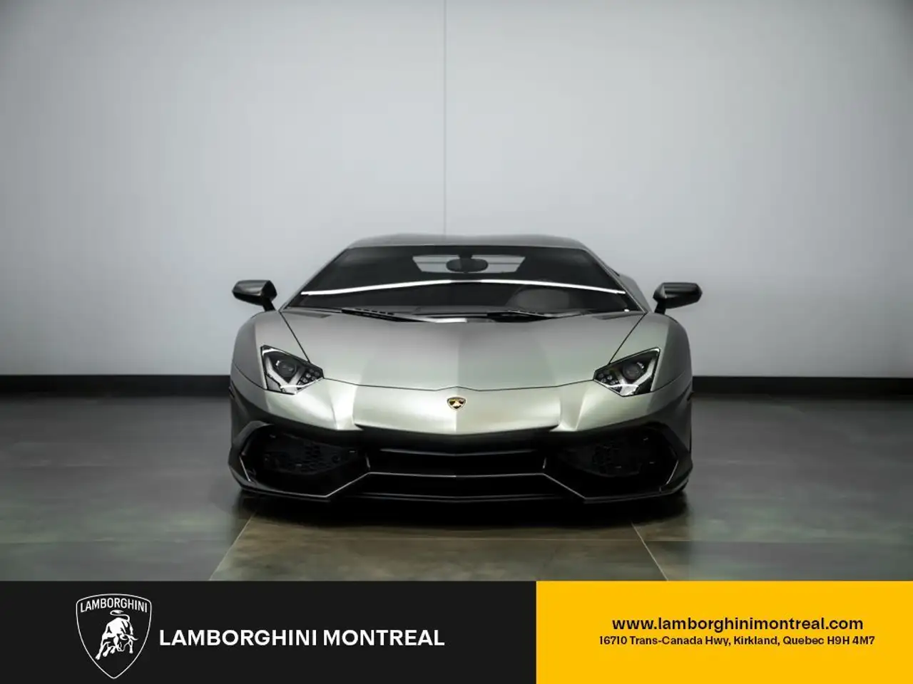 Lamborghini Aventador photo Lamborghini Aventador