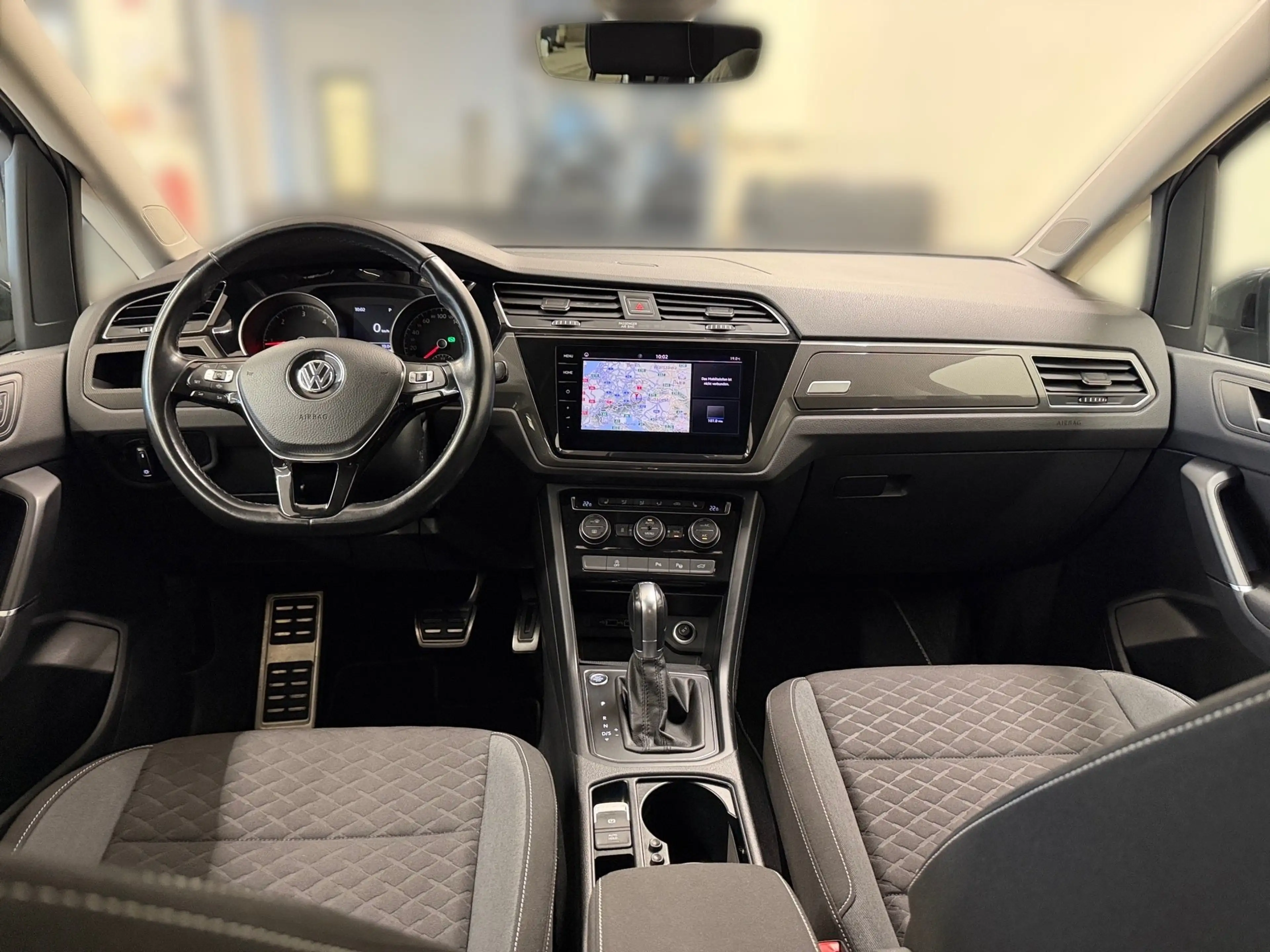 Volkswagen Touran Comfortline 2,0 BMT TDI DSG — photo 9