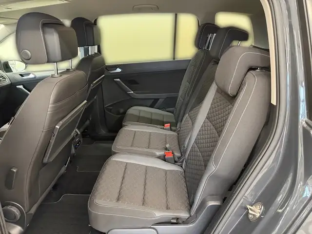 Volkswagen Touran view 7