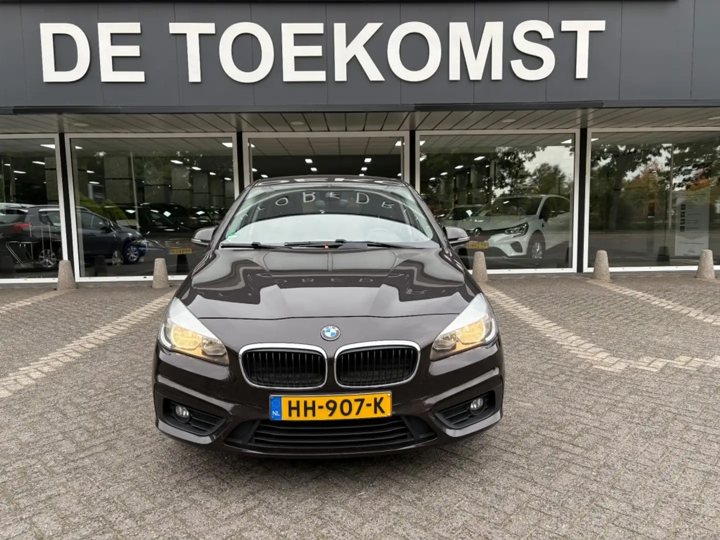 BMW 216 216 D Automaat Afn. Trekhaak Navigatie Cruise Airc Bruin - 2