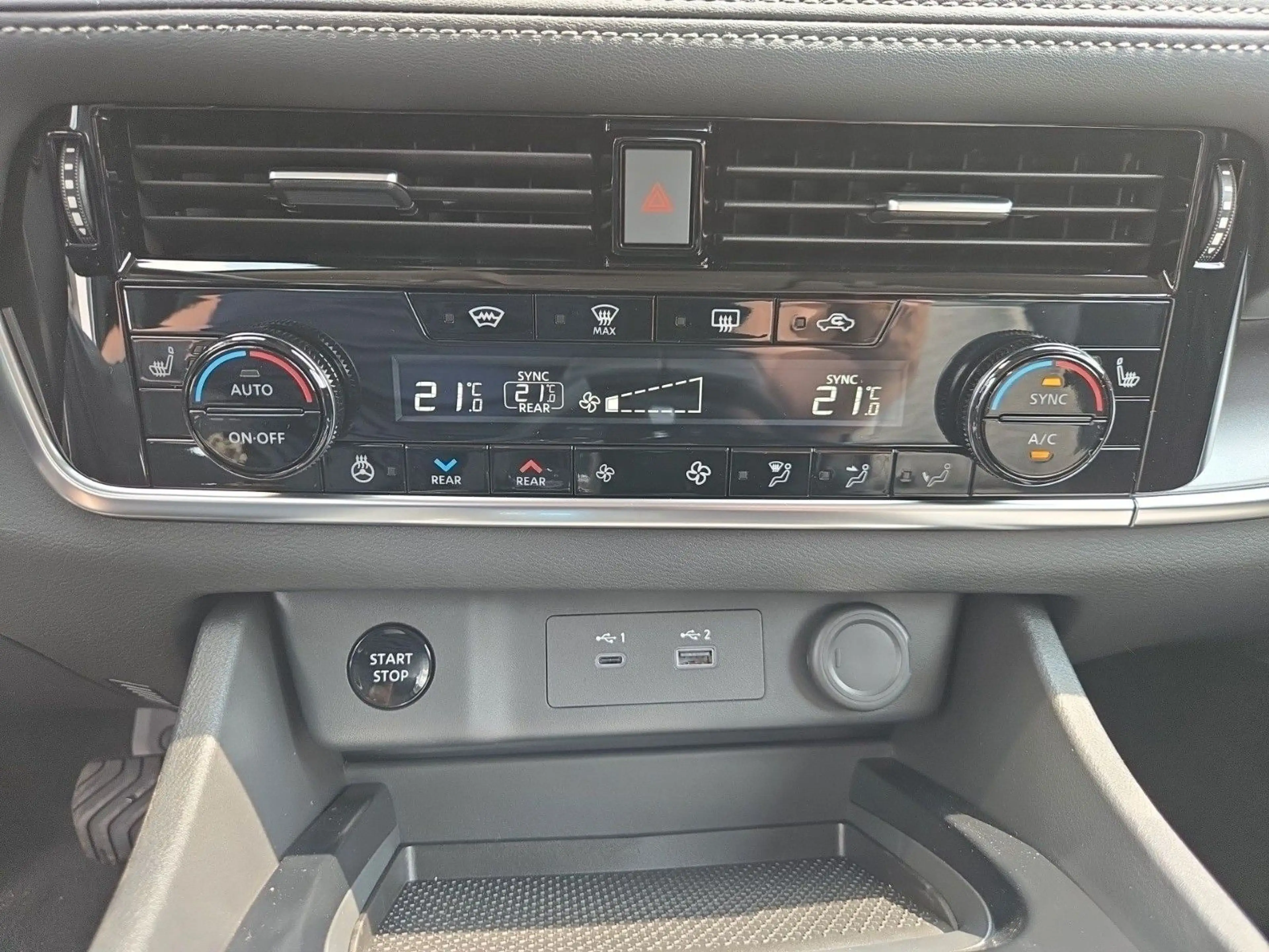 Nissan X-Trail Acenta 1.5 VC-T e-POWER 204PS AT *NAVI* — photo 15